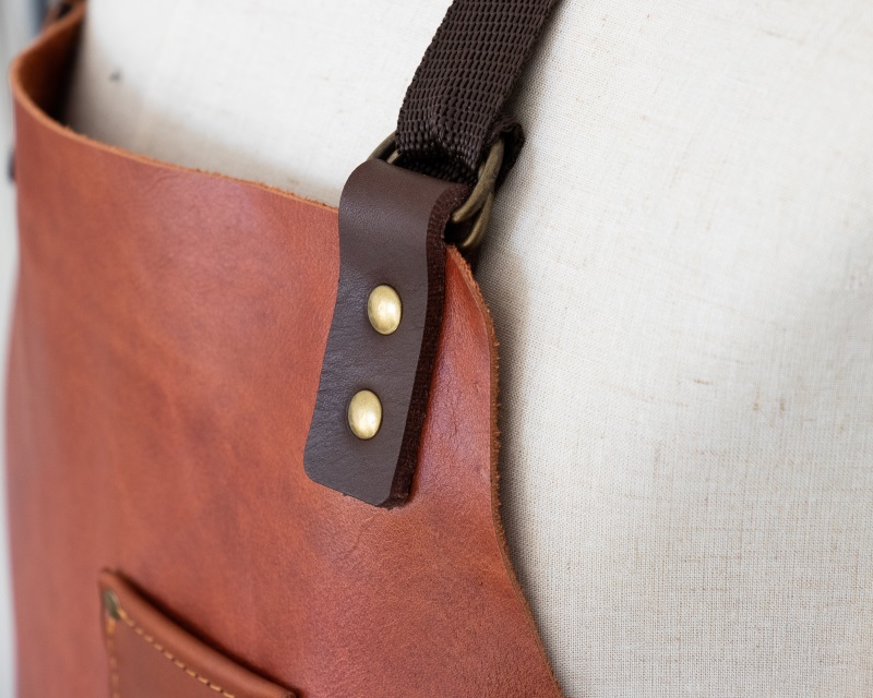 Leather apron _Tan - Website -5