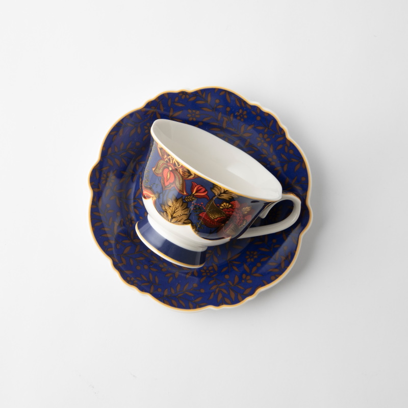0097823 JennaClifford_cup&saucer_Blue Fern_2052